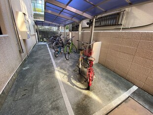 県庁前駅 徒歩2分 2階の物件内観写真